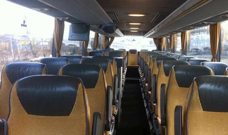 France: Coaches company in Bourgogne-Franche-Comté in Bourgogne-Franche-Comté and Sens